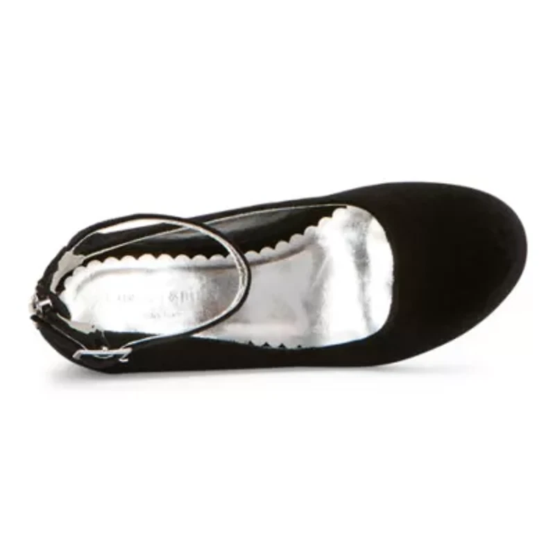 Christie & Jill Layla Girls Round Closed Toe Block Heel Pumps