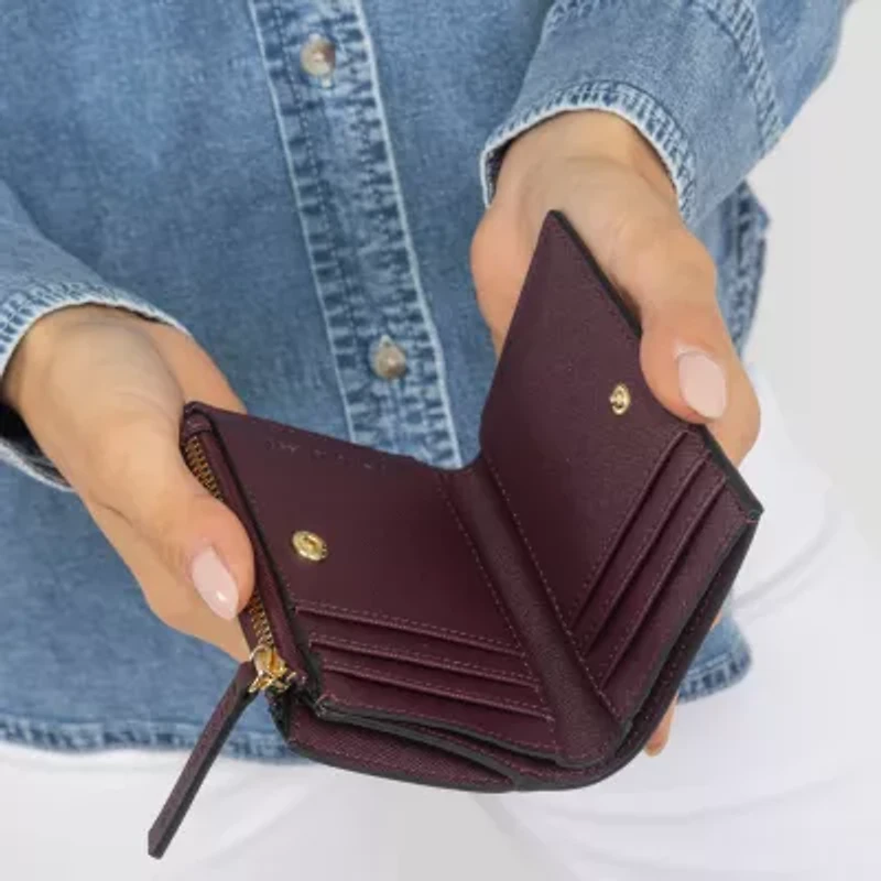 U.S. Polo Assn. Zip Womens Bifold Wallet