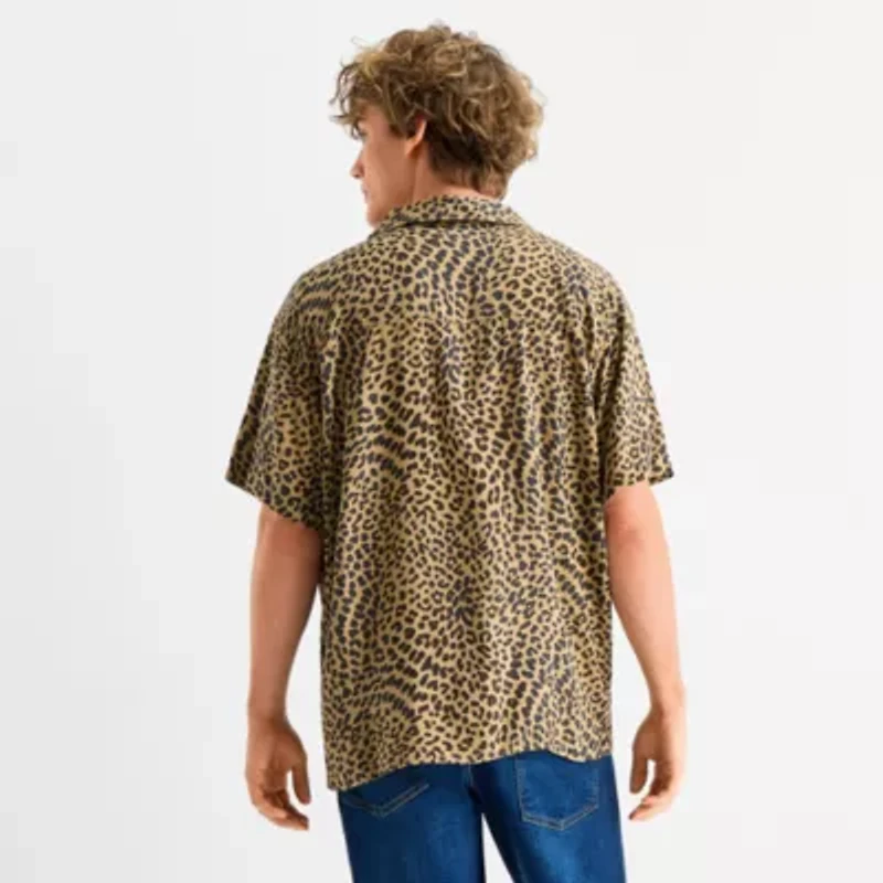 Arizona Mens Short Sleeve Relaxed Fit Button-Down Shirt