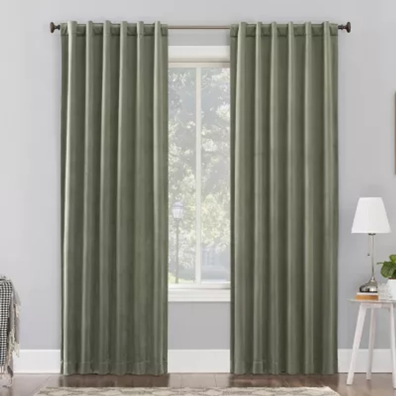 Sun Zero Amherst Velvet Thermal Extreme Back Tab Energy Saving 100% Blackout Single Curtain Panel