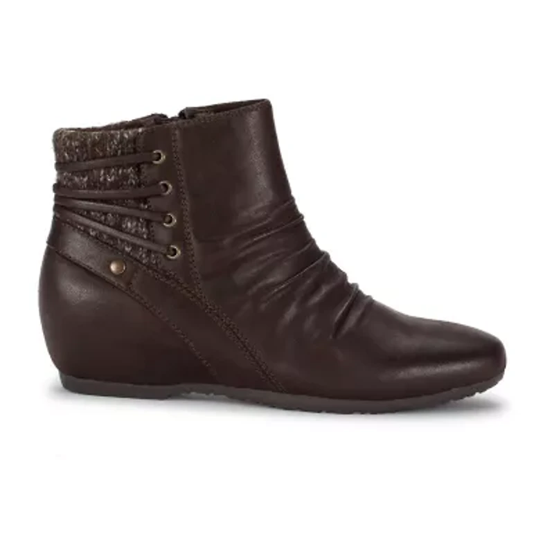 Baretraps Womens Peanut Wedge Heel Booties
