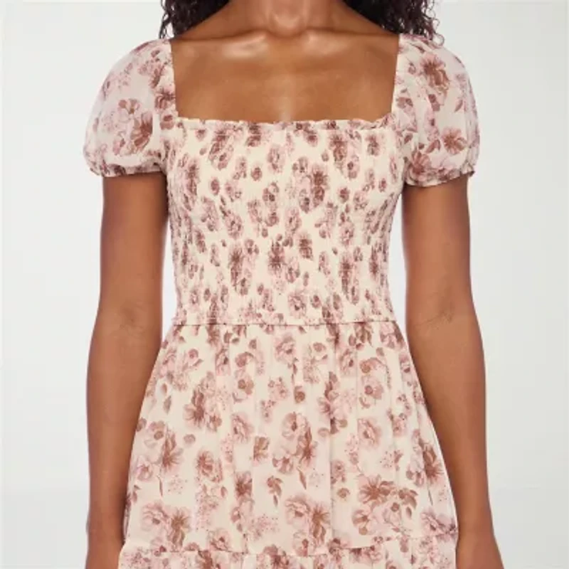 B. Smart Womens Short Sleeve Floral Juniors Fit + Flare Dress