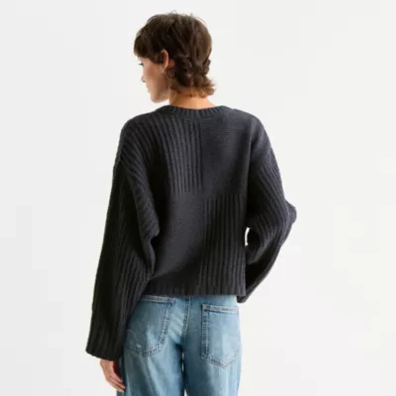 Arizona Juniors Womens Crew Neck Long Sleeve Pullover Sweater