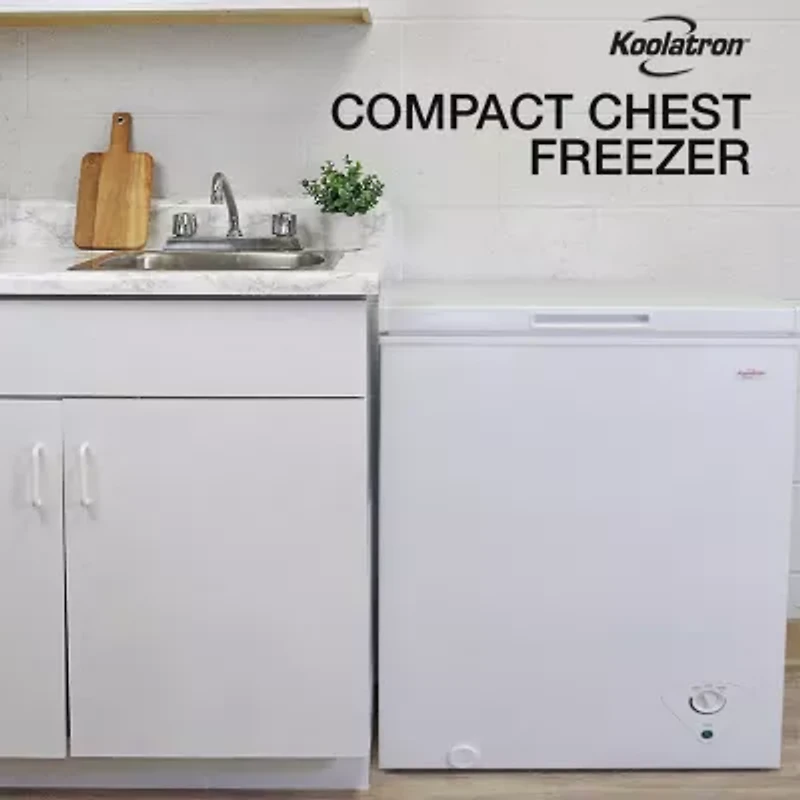 Koolatron Compact Chest Freezer 5.0 cu ft (155L) White- Manual Defrost