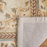 Safavieh Courtney Floral Hand Tufted Wool Indoor Rectangular Area Rug