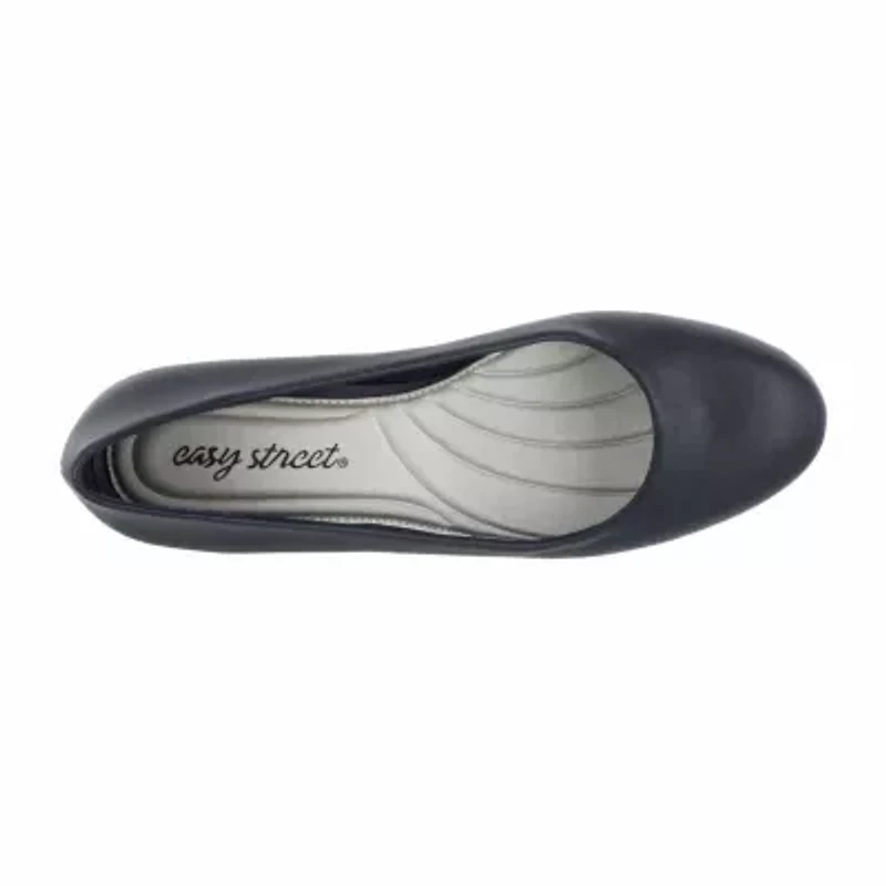 Easy Street Womens Proper Block Heel Pumps
