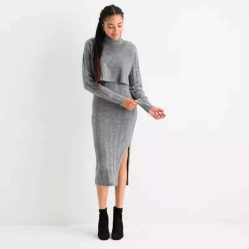 by&by Womens Juniors Long Sleeve Midi Sweater Dress