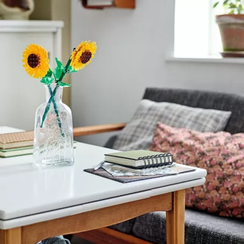 LEGO® Sunflowers Building Set (191 Pieces)