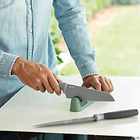 BergHOFF Knife Sharpener
