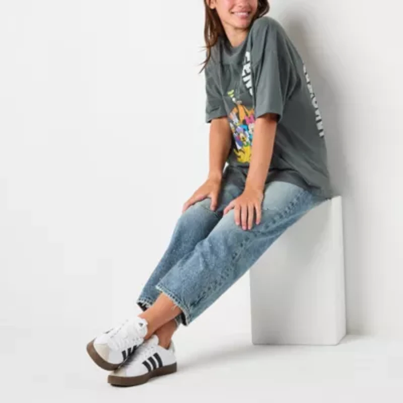 Oversized Tee Womens Crew Neck Short Sleeve Oversized Mickey and Friends Juniors Graphic T-Shirt
