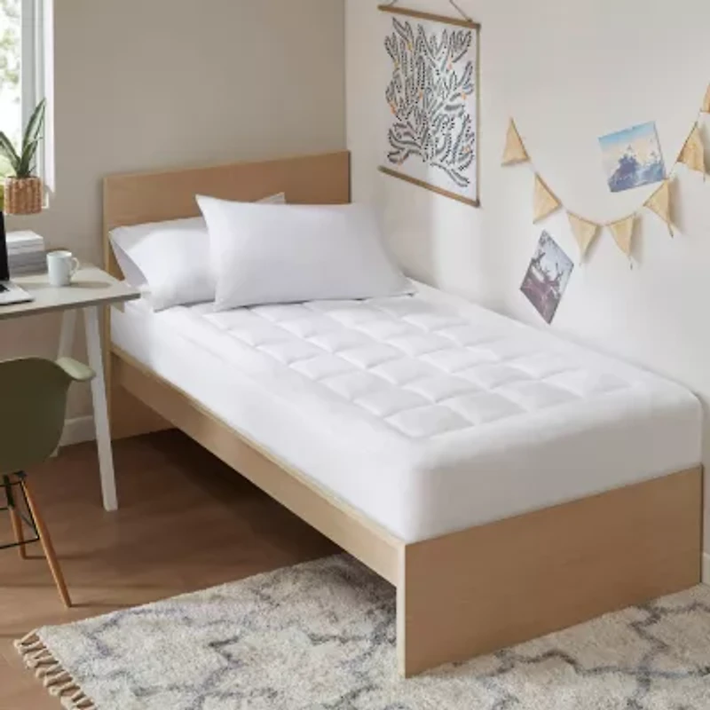 Madison Park Cloud Soft Plush Waterproof Quilted Mattress Pad