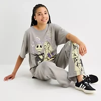 Womens Crew Neck Short Sleeve Oversized Nightmare Before Christmas Juniors Graphic T-Shirt