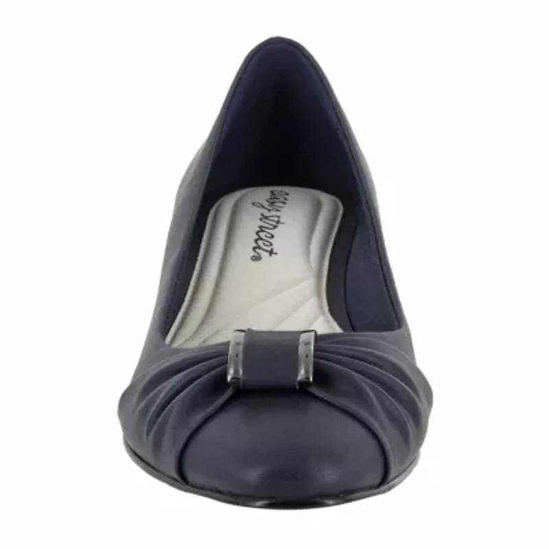 Easy Street Eloise Womens Closed Toe Block Heel Pumps