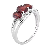 Womens Genuine Red Garnet 10K White Gold Oval 3-Stone Cocktail Ring