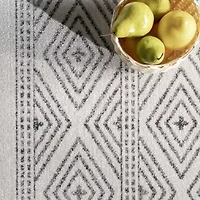 Nuloom Miriam Striped Indoor Outdoor Rectangular Area Rug