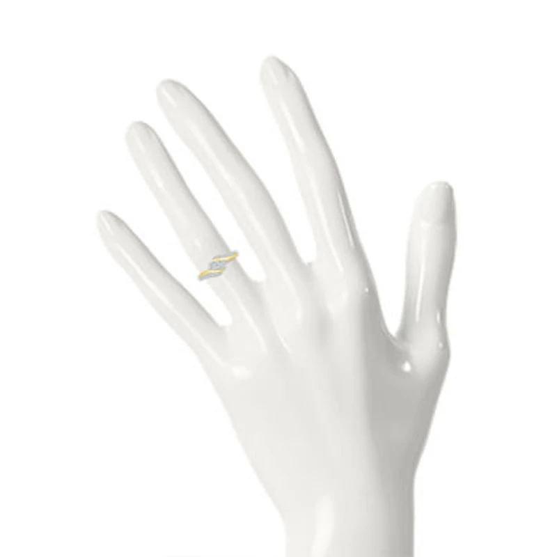 Womens 1/6 CT. T.W. Natural White Diamond 10K Gold Cocktail Ring