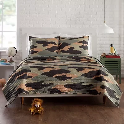 Urban Playground Covert Camo Reversible Quilt Set