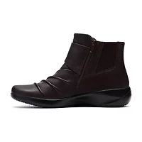 Clarks Womens Flat Heel Booties