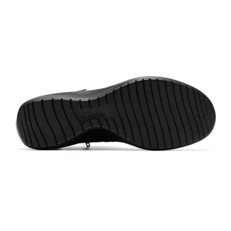 Clarks Womens Flat Heel Booties