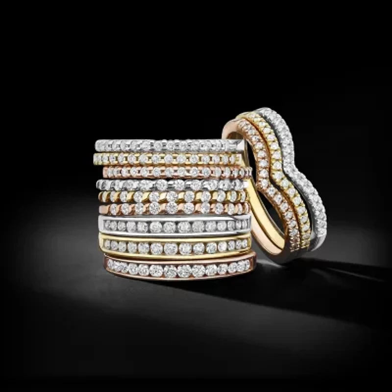 1/10 CT.T.W. Natural Diamond 10K or 14K Gold Chevron Wedding Band