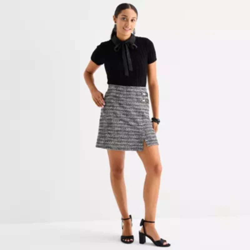 by&by Womens Juniors Mid Rise A-Line Skirt