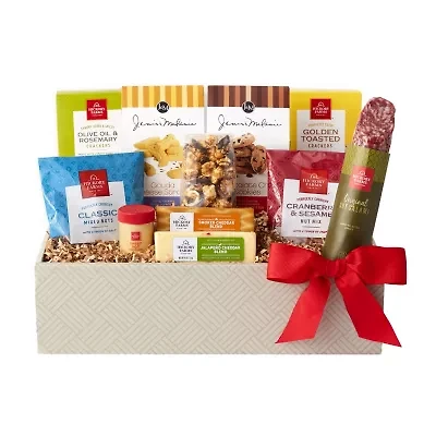 Hickory Farms Savory Snack Gift Box Set