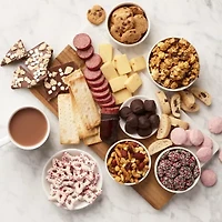 Hickory Farms Deluxe Merrymaker Gift Basket Set