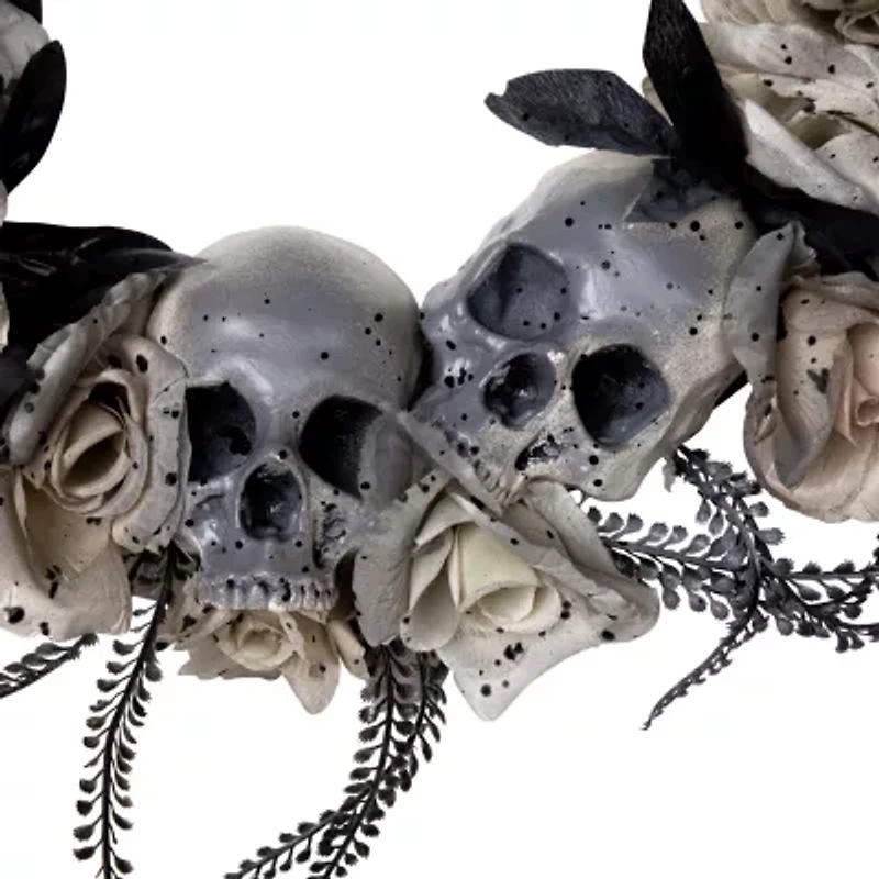 Northlight 16in Double Skull And Gray Roses Wreath