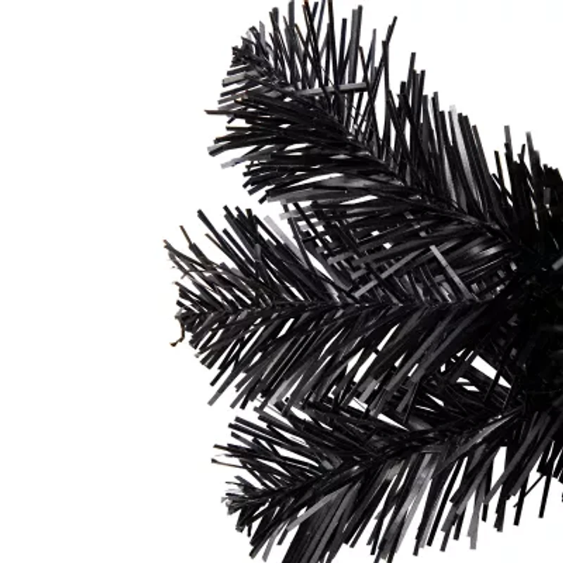 Northlight 24in Pre-Lit Black Noble Spruce Wreath