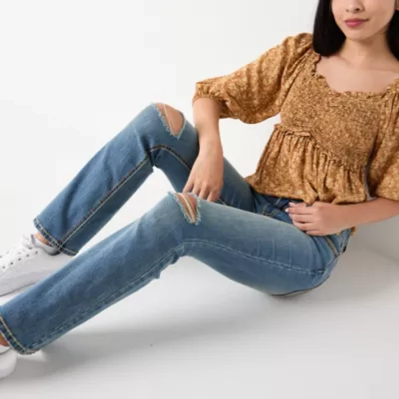 Vanilla Star Womens Juniors Low Rise Bootcut Jean