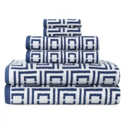 Liz Claiborne Signature Plush Logo Bath Towel