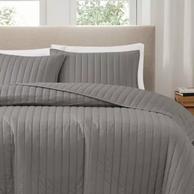 Brooklyn Loom Solid Cotton Percale Quilt Set