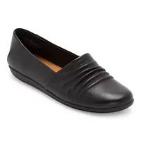 Baretraps Piper Womens Round Closed Toe Slip-On Shoe