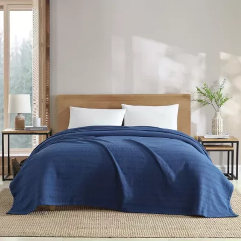 Eddie Bauer Variegated Stripe Lightweight Striped Blanket