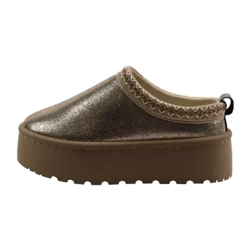 Olivia & Kate Stormy Womens Round Slip-On Shoe