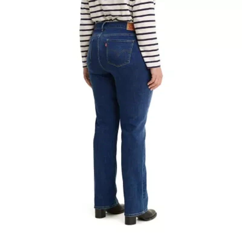 Levi's® Womens Plus Classic Straight Jean