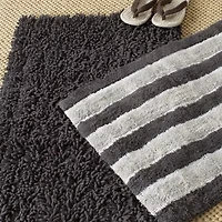 Safavieh Riviera Tufted Bath Rug