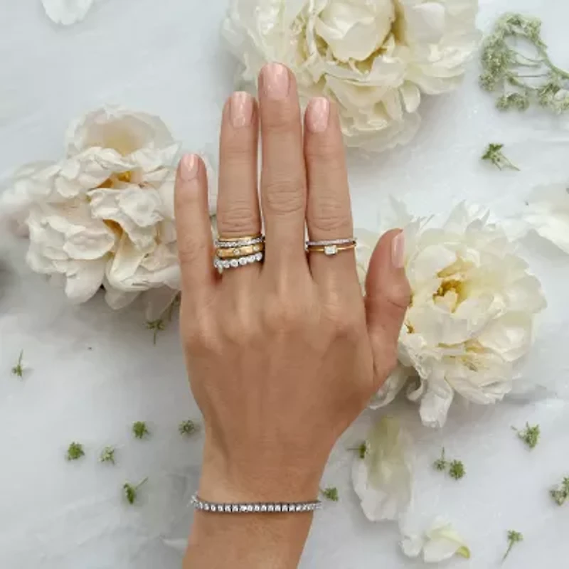 (G-H / Si2-I1) Womens 1/3 CT. T.W. Lab Grown White Diamond 10K Gold Delicate Wedding Band