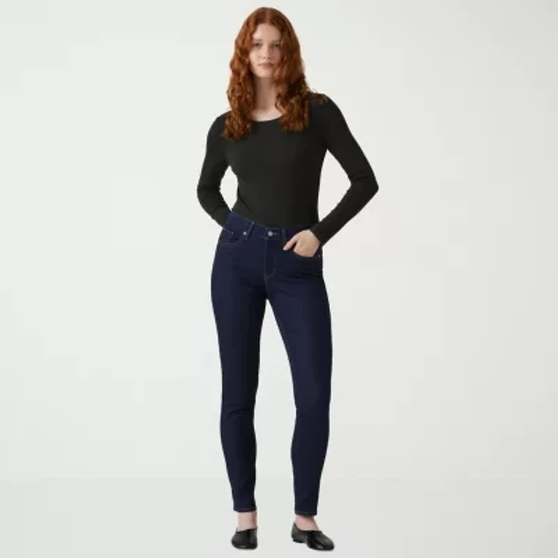 Levi's® Women's Classic Skinny Jean