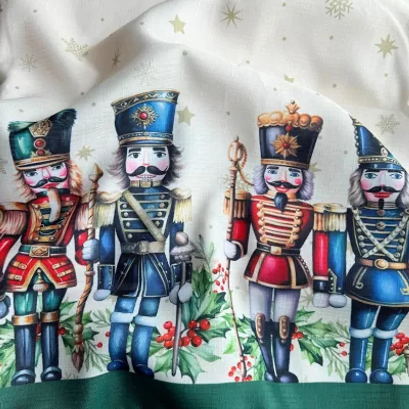 Elrene Home Fashions Royal Nutcracker Holiday Round/Oval Tablecloth