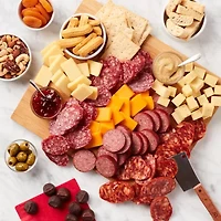 Hickory Farms Grand Meat and Cheese Gift Crate Set