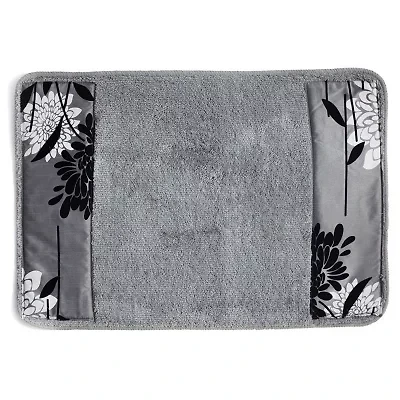 Erica Bath Rug Collection