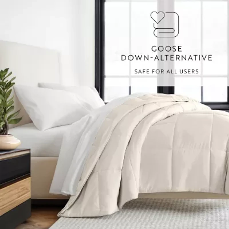 Casual Comfort Premium Ultra Soft Down Alternative Lightweight Wrinkle Resistant Comforter