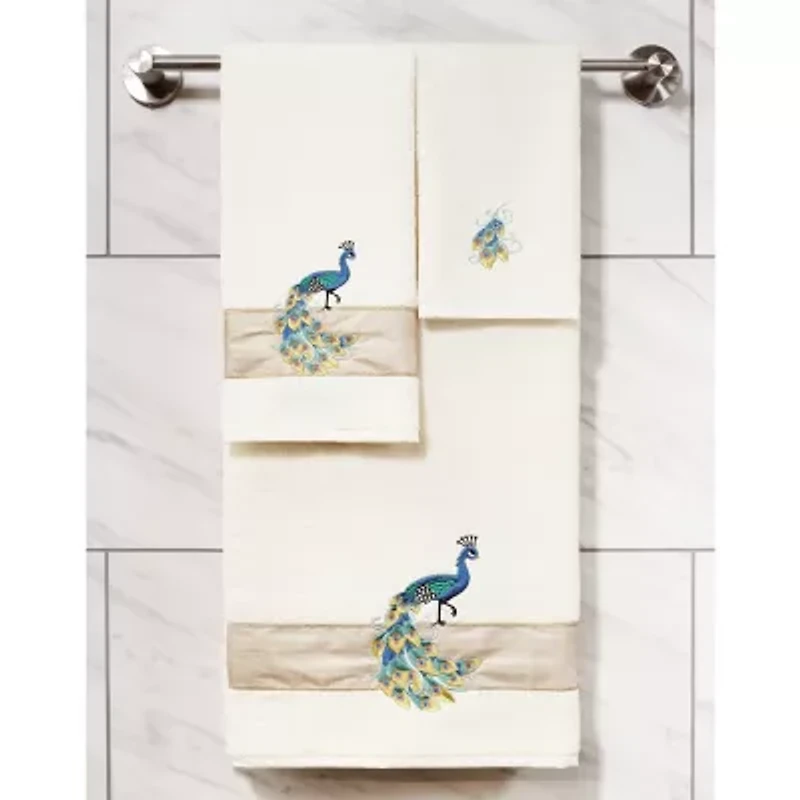 Linum Home Textiles Penelope 2-pc. Embellished Animal Bath Towel
