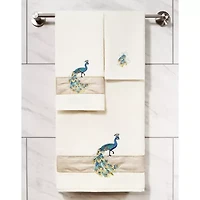 Linum Home Textiles Penelope 2-pc. Embellished Animal Bath Towel
