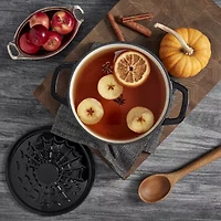 Smith & Clark Spiderweb Cast Iron 3-qt. Dutch Oven with Lid