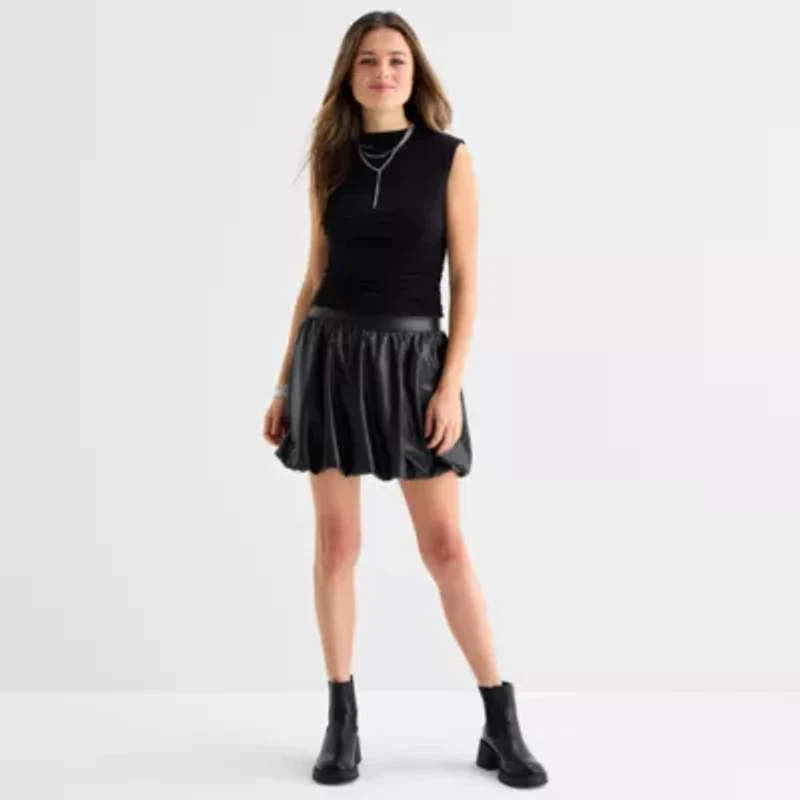 by&by Womens Mock Neck Short Sleeve Juniors Blouse