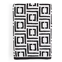 Liz Claiborne Signature Plush Logo Bath Towel