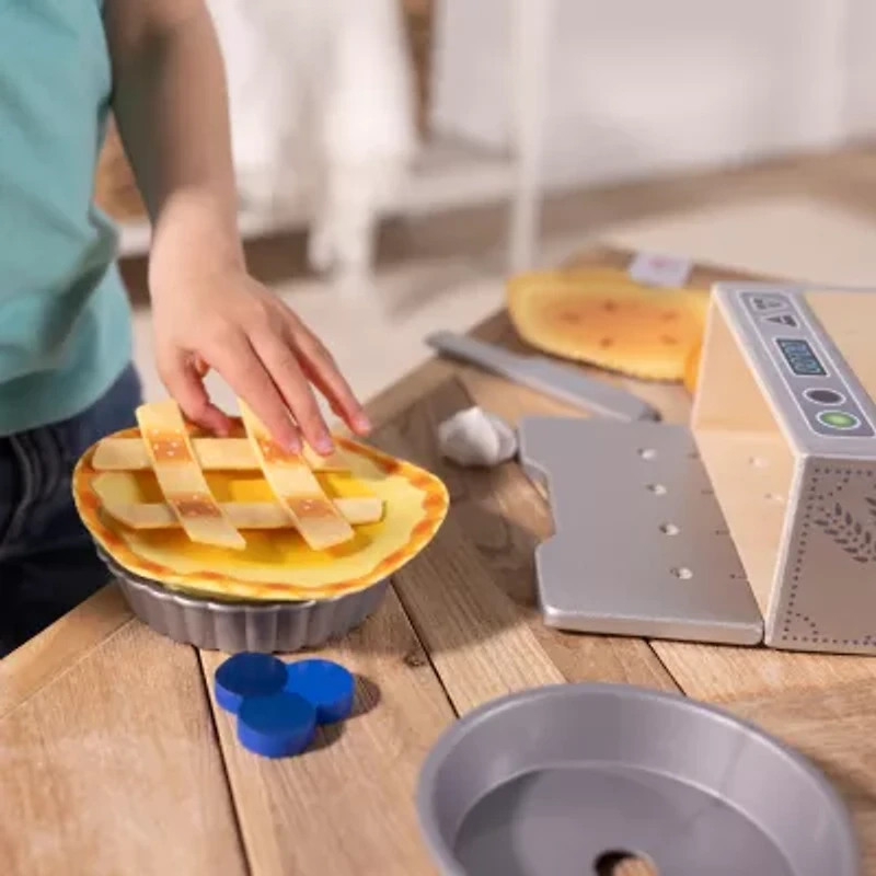 Melissa & Doug Play Kitchen
