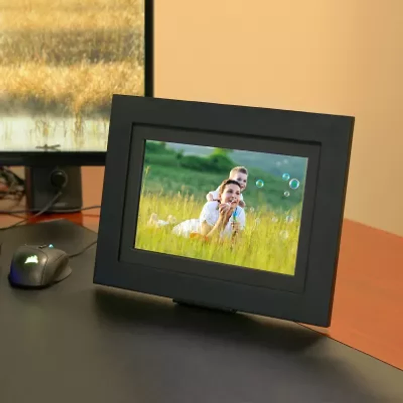 Brookstone PhotoShare Friends and Family Smart Frame – 10.1-inch
